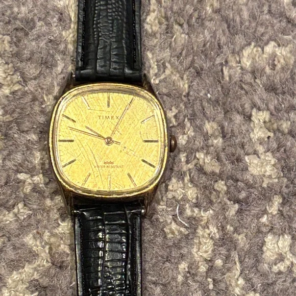 Timex Men's Watch with Gold Dial and Black Strap vintage windup square - Picture 1 of 6